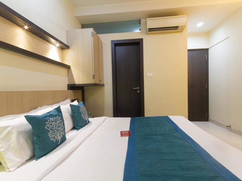 Hotel Monarch Guestline In Midc Rabale, Navi Mumbai Exterior foto