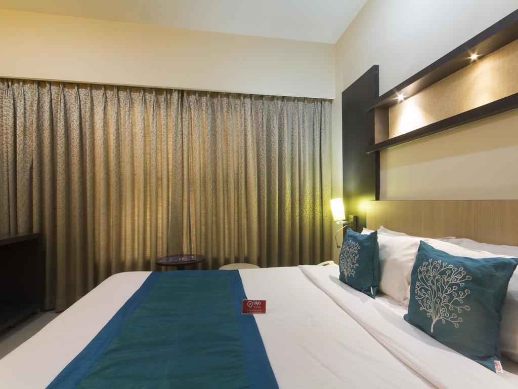 Hotel Monarch Guestline In Midc Rabale, Navi Mumbai Exterior foto